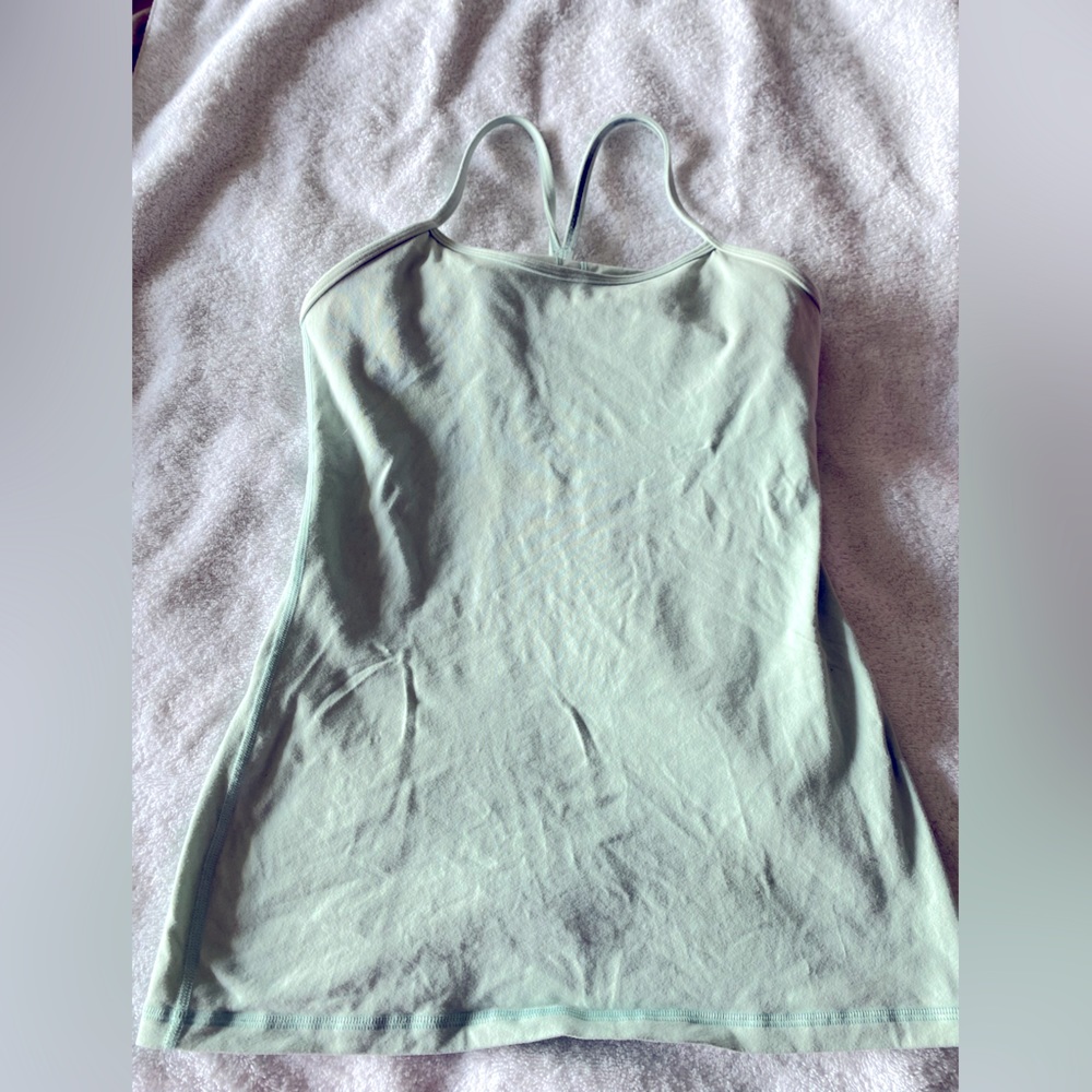 Lululemon Power Y tank.